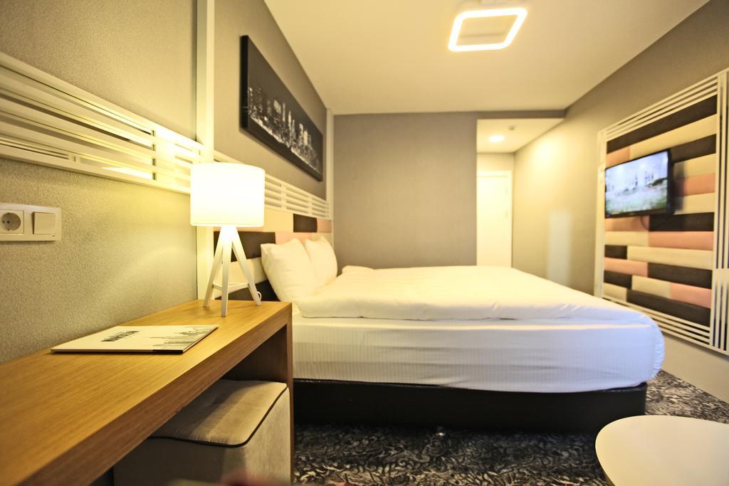Manhattan Hotel Ankara Extérieur photo