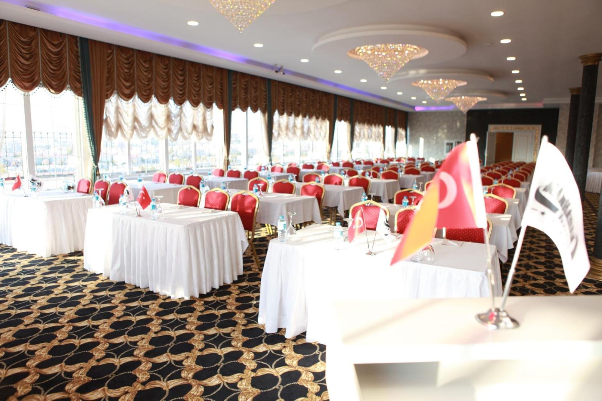 Manhattan Hotel Ankara Extérieur photo