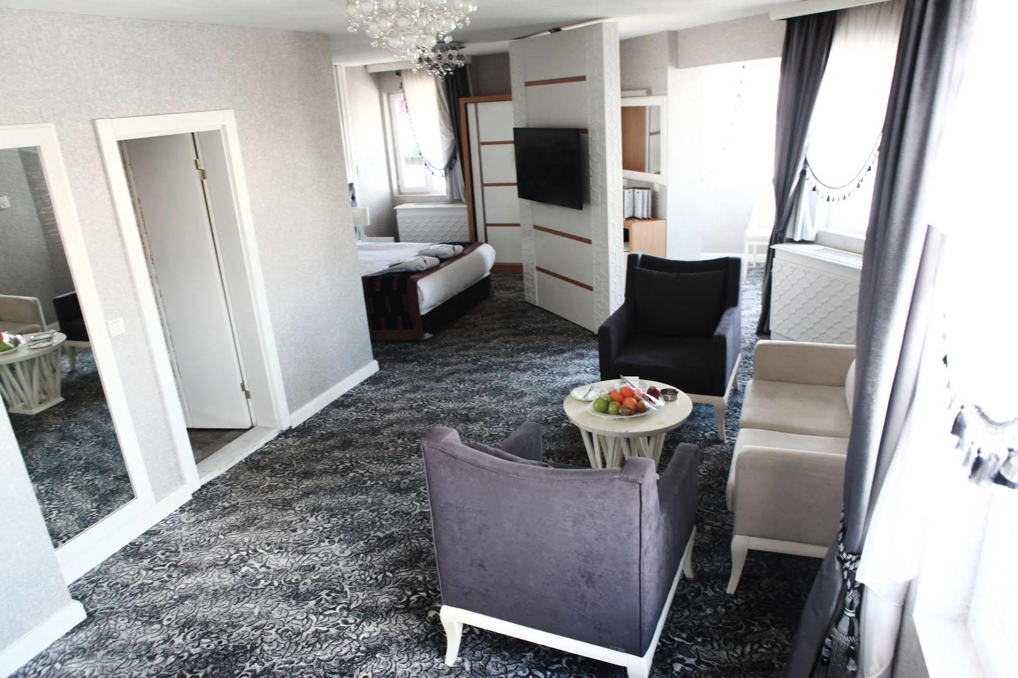 Manhattan Hotel Ankara Extérieur photo