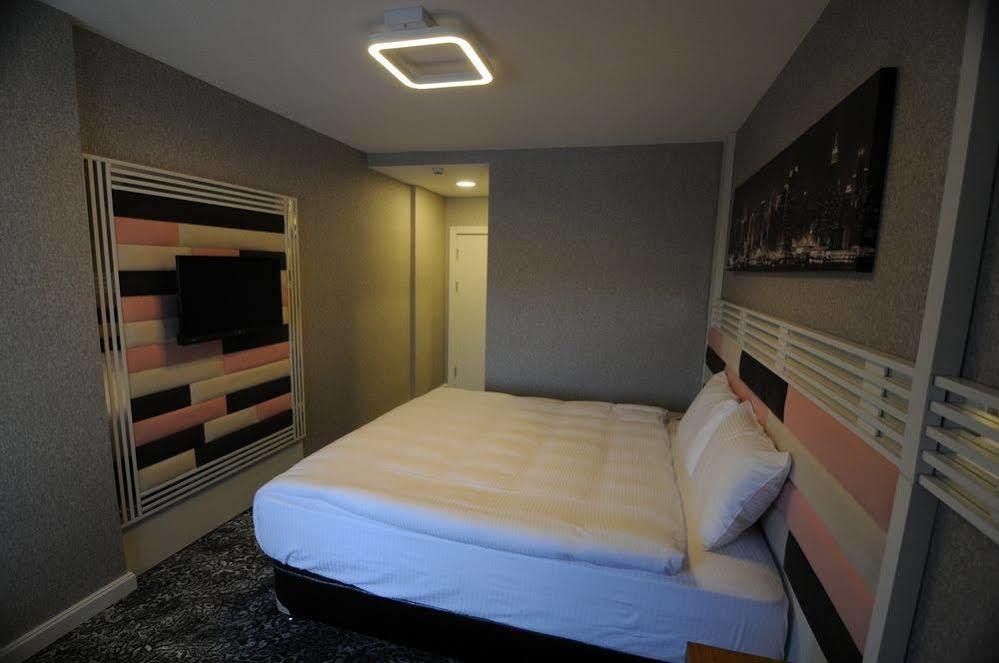 Manhattan Hotel Ankara Extérieur photo